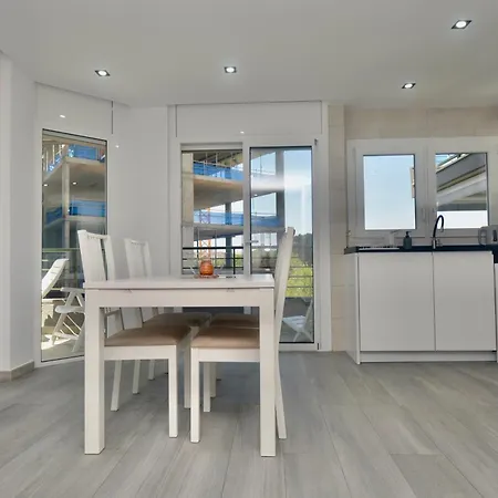 Superbe T3 Face A La - Terrasse -