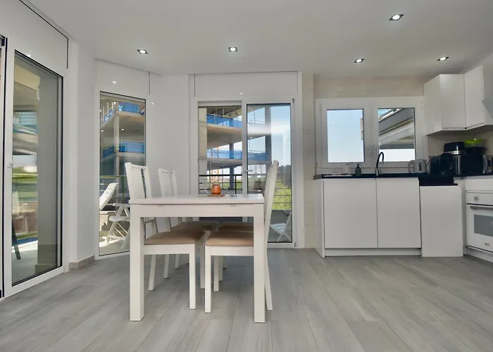 Superbe T3 Face A La - Terrasse -